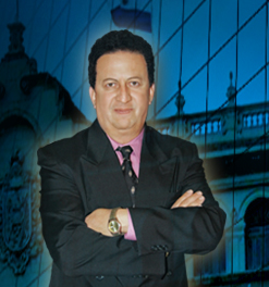 Lic. Luis Arnoldo Ar�valo Cardona